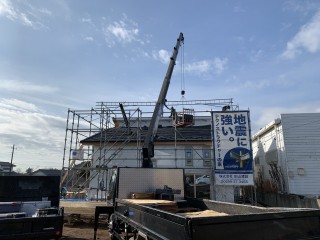 田山建設事務所新築工事・瓦工事完了