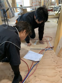 田山建設事務所新築工事・室内の造作