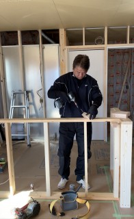 田山建設事務所新築工事・玄関に付いた物