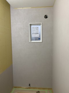 田山建設事務所新築工事・クロス工事