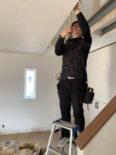 照明器具がつきました