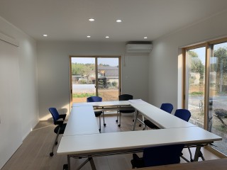 新事務所で初会議！