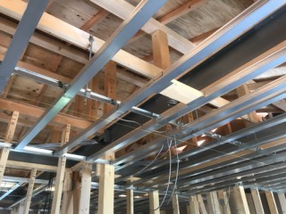 地震に強いテクノストラクチャーの家が