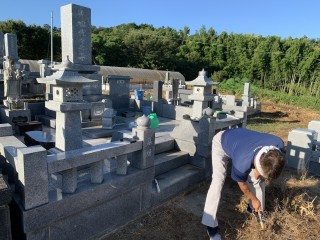 お墓掃除