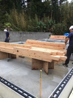 地震に強い家づくり　10/11日の様子