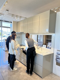 ショールーム見学