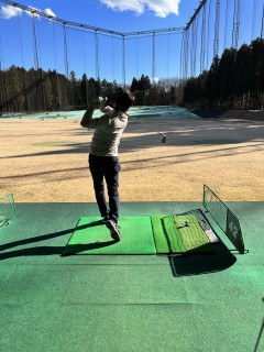 ゴルフ練習はじめました