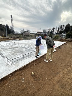 車庫兼物置　基礎工事が進んでいます