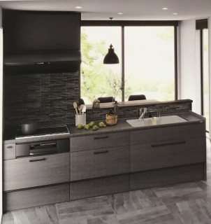 どこのメーカーのキッチンかな？