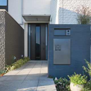 モデルハウスに宅配ボックスが設置されてるよ