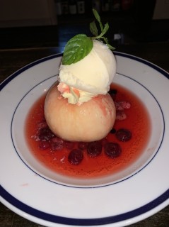 特製スイーツただいま製作中！